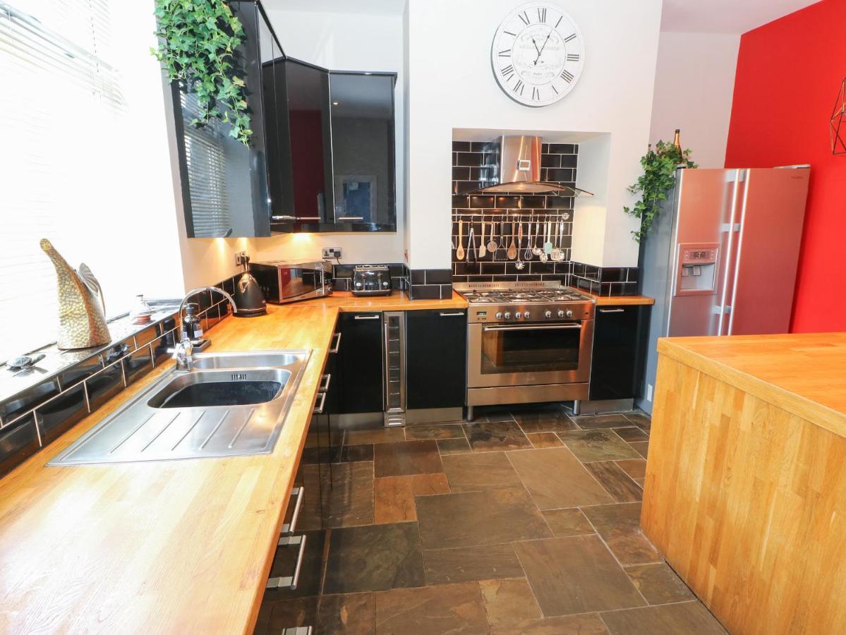 Olive Tree Cottage Holmfirth Exterior photo
