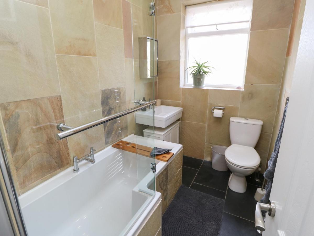 Olive Tree Cottage Holmfirth Exterior photo
